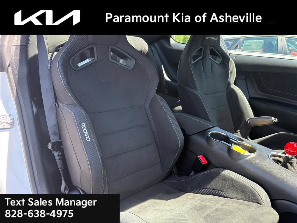 Used 2017 Ford Mustang Shelby GT350 w/ Electronics Package RWD image 17