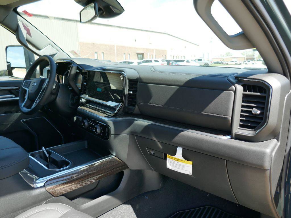 New 2026 Chevrolet Silverado 2500 LT image 13