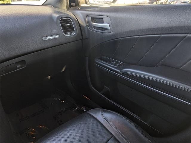 Used 2016 Dodge Charger R/T w/ Plus Group image 18