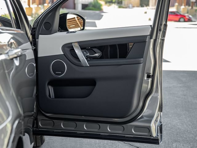 New 2024 Land Rover Discovery Sport S AWD/4WD image 24