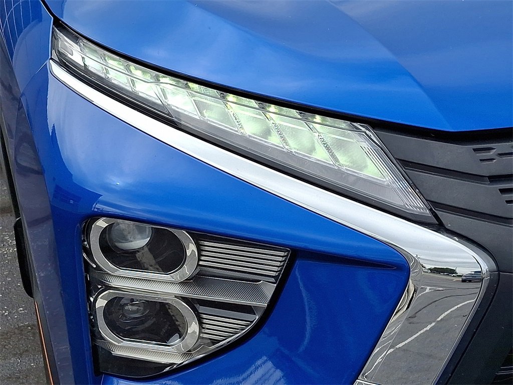 Used 2023 Mitsubishi Eclipse Cross SE image 12