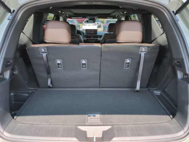 Used 2026 Honda Pilot TrailSport image 14