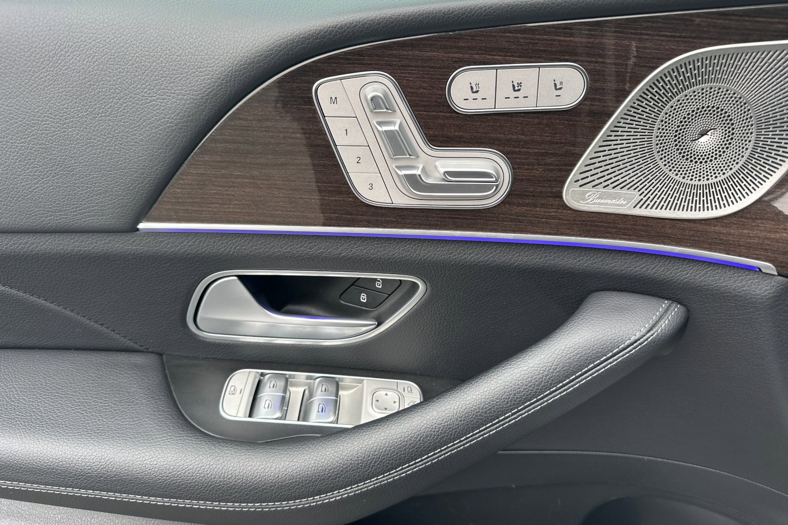 Certified 2024 Mercedes-Benz GLS 450 4MATIC image 11