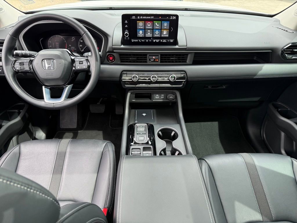 Certified 2025 Honda Pilot Touring image 20