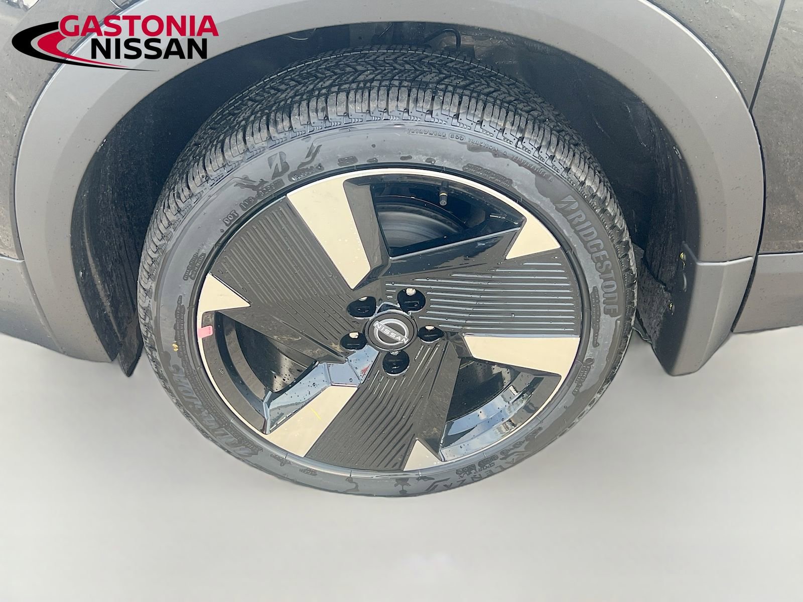 Used 2026 Nissan Kicks SR FWD image 38