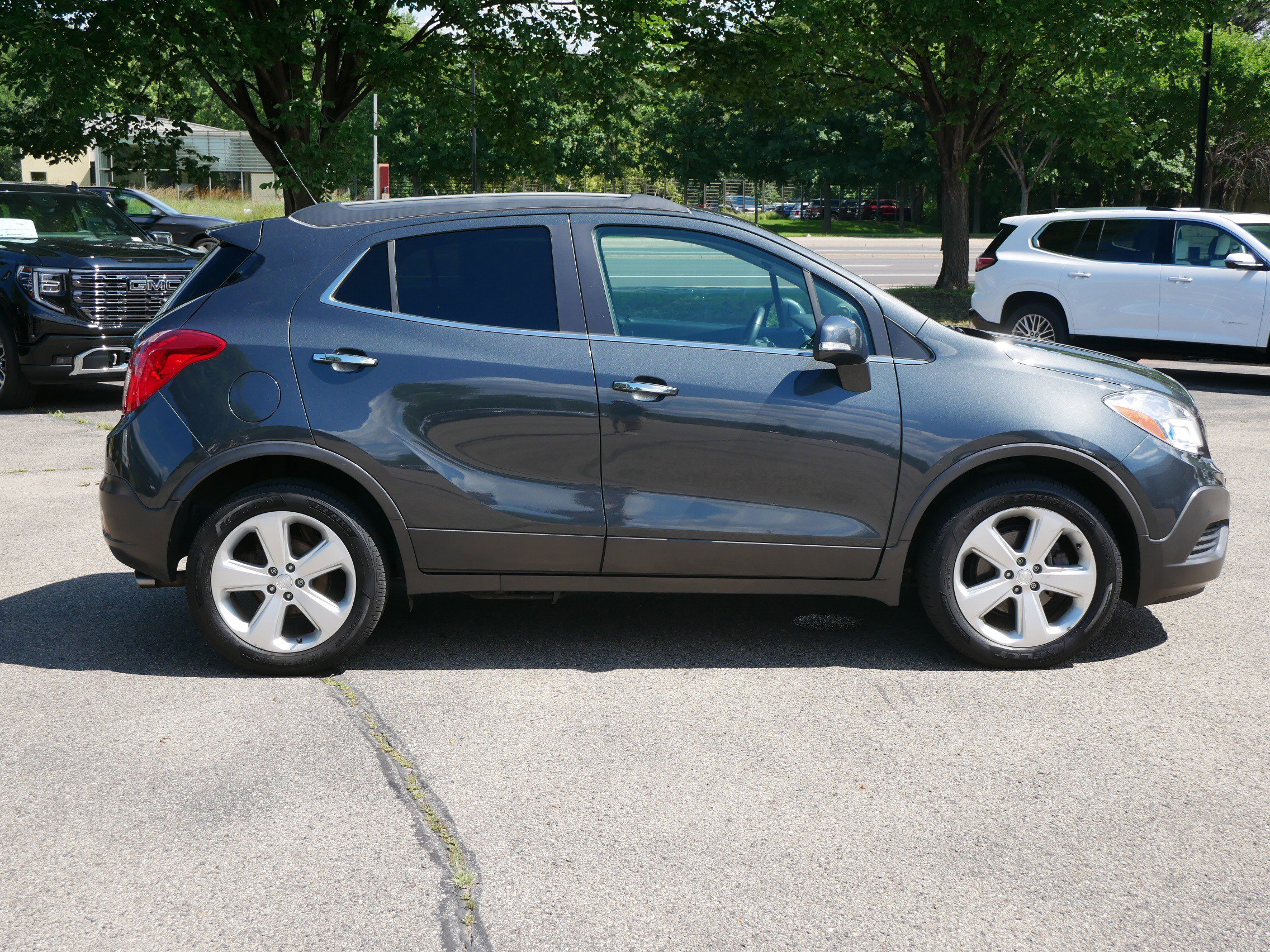 Used 2016 Buick Encore FWD image 10