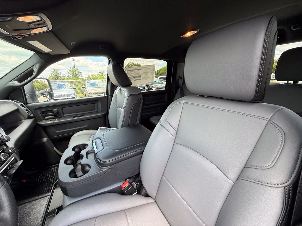 New 2026 RAM 3500 Tradesman AWD/4WD image 14