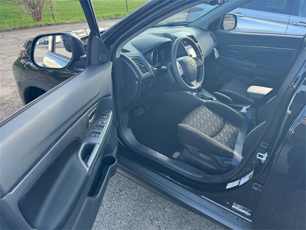 New 2025 Mitsubishi Outlander Sport ES image 20