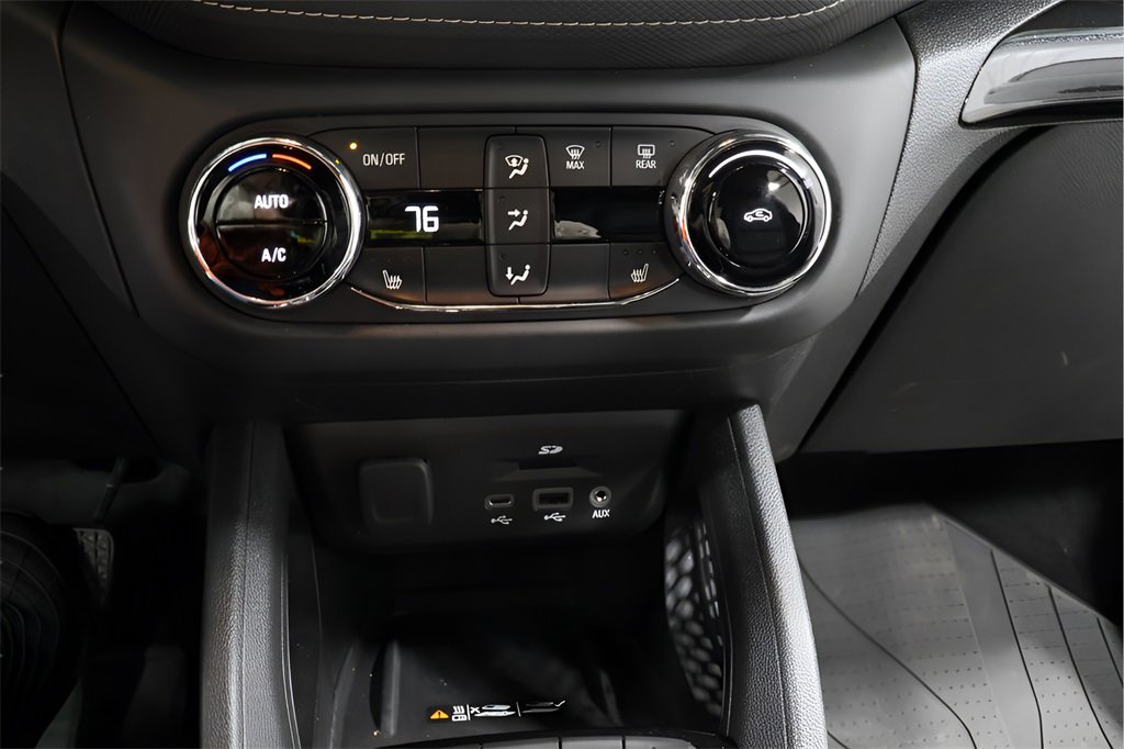 Used 2021 Chevrolet TrailBlazer ACTIV w/ Sun and Liftgate Package image 9