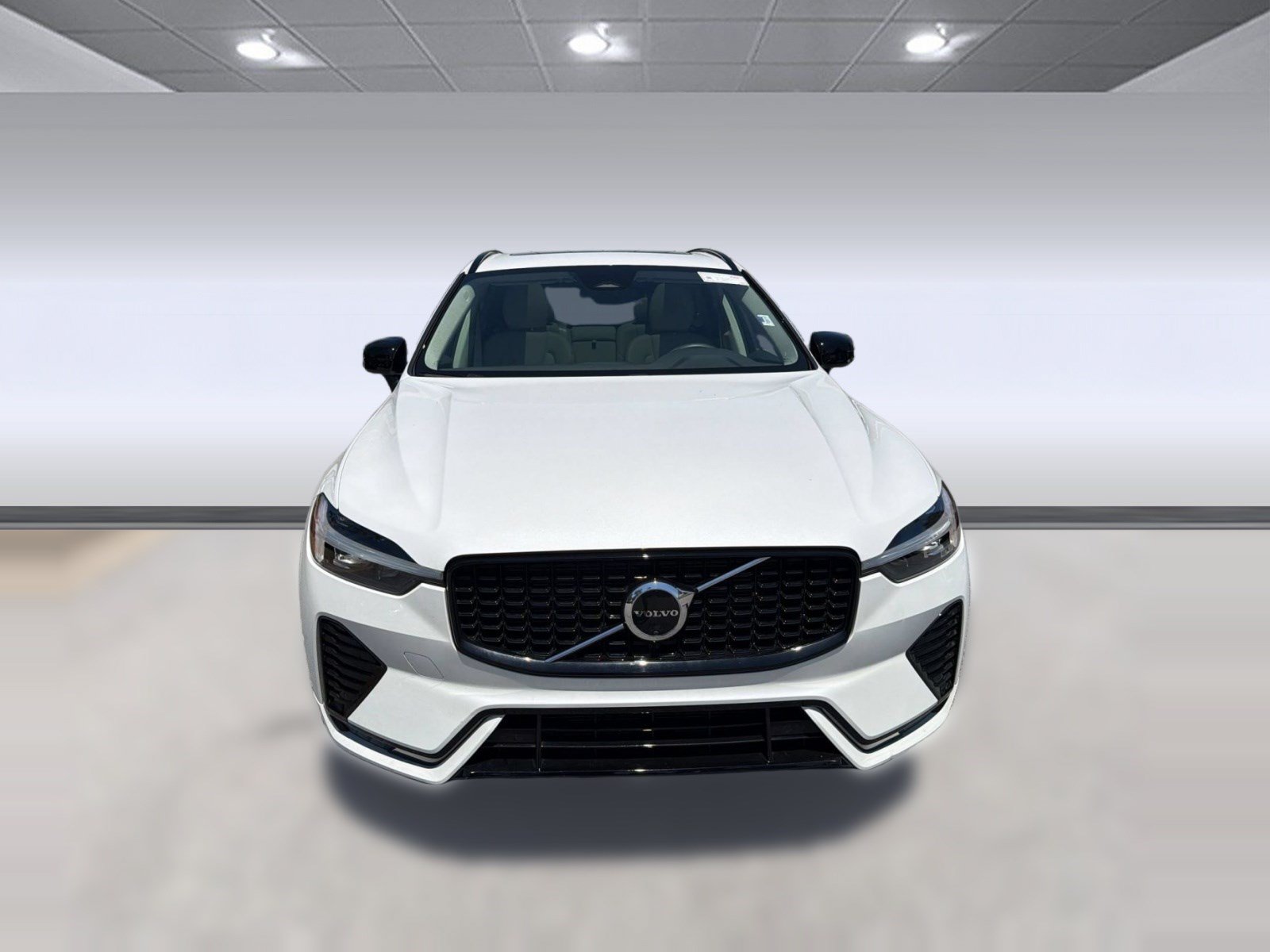 Certified 2024 Volvo XC60 B5 Plus w/ Protection Package Premier AWD/4WD image 6