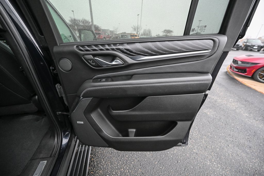Used 2023 GMC Yukon XL Denali image 28