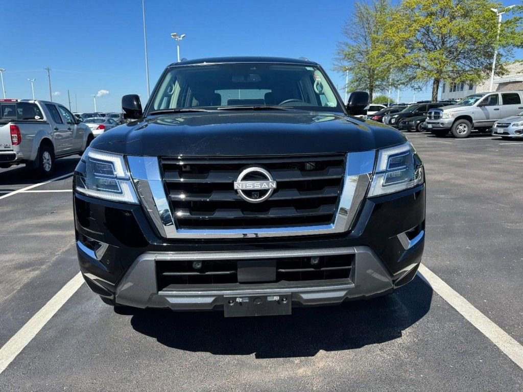Used 2024 Nissan Armada SL w/ Captain's Chairs Package AWD/4WD image 2