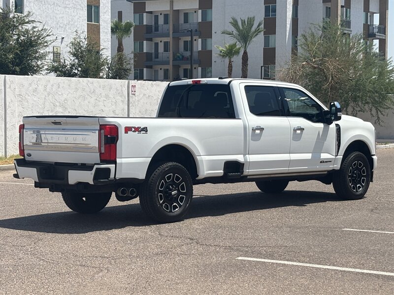 Used 2023 Ford F350 Platinum AWD/4WD image 4