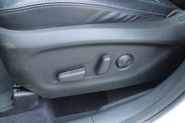 Used 2019 Kia Sorento EX AWD/4WD image 13