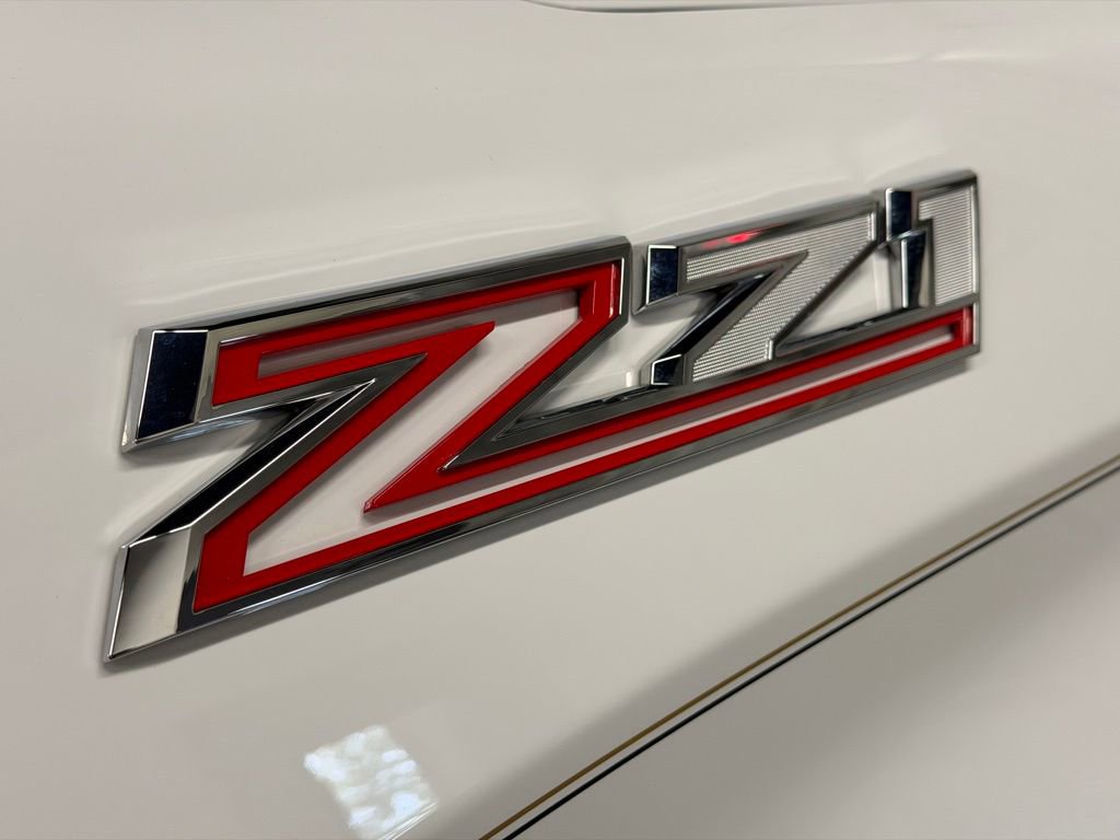 Certified 2020 Chevrolet Silverado 1500 LT w/ All-Star Edition AWD/4WD image 16