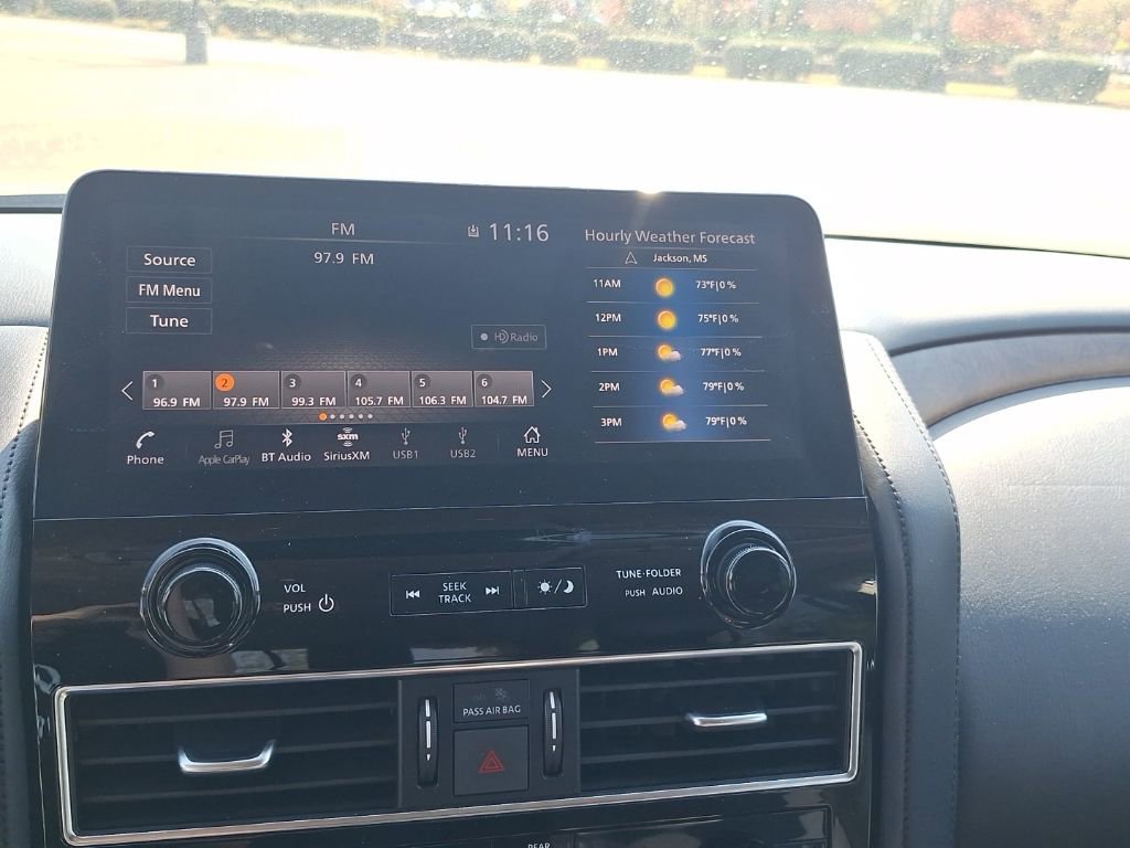 Used 2023 Nissan Armada SL image 41