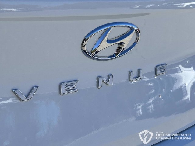 New 2026 Hyundai Venue SEL FWD image 12