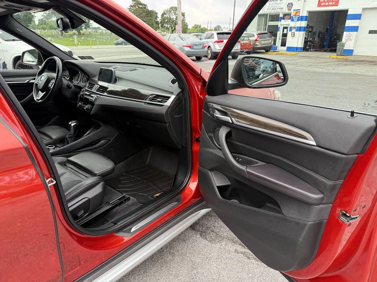 Used 2018 BMW X1 xDrive28i image 14