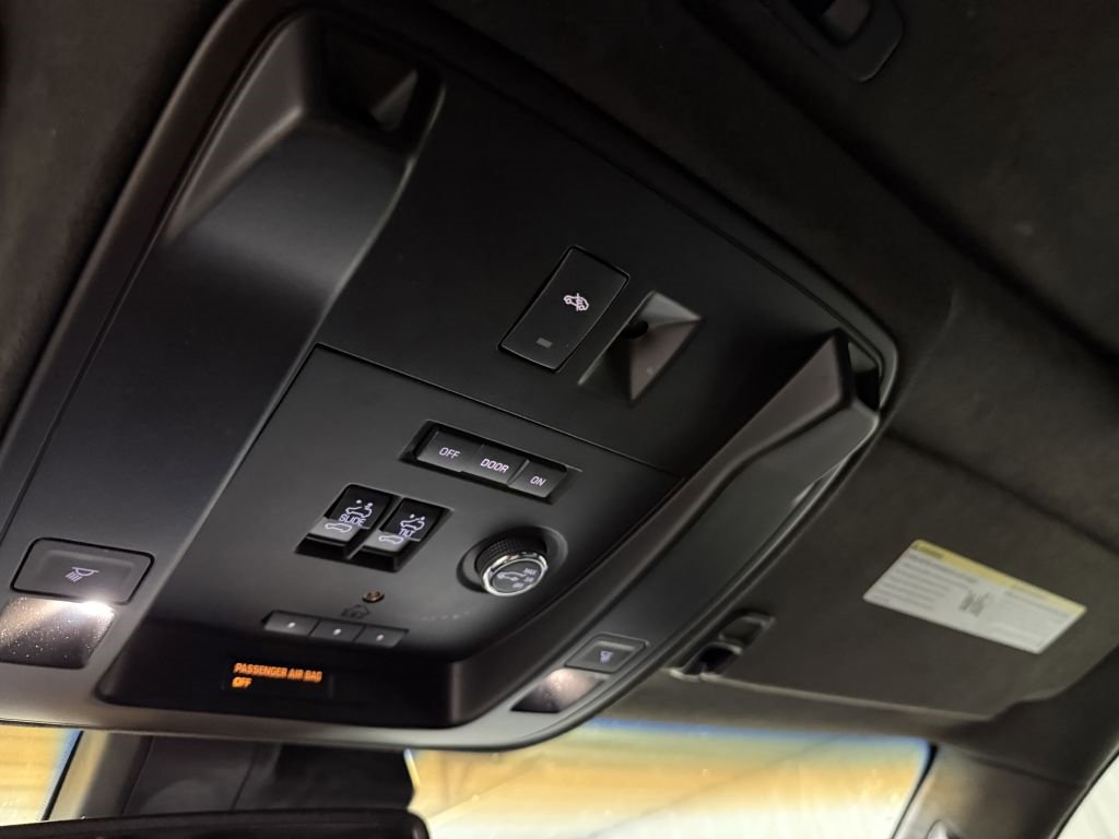 Used 2016 Cadillac Escalade ESV Platinum image 20