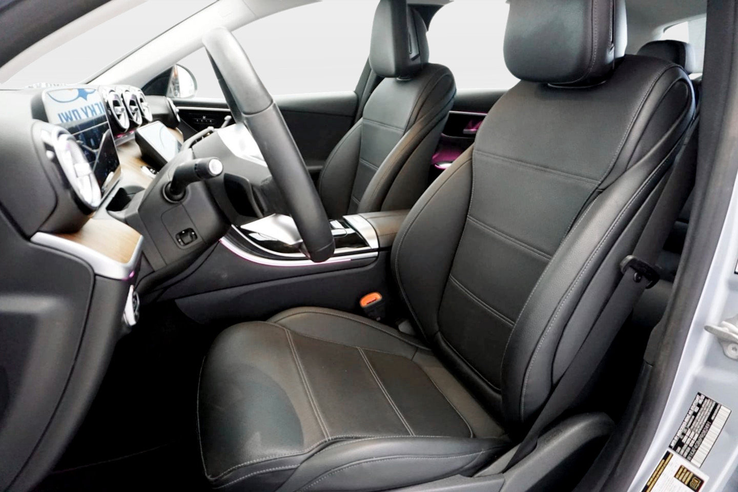 Used 2023 Mercedes-Benz C 300 Sedan image 25