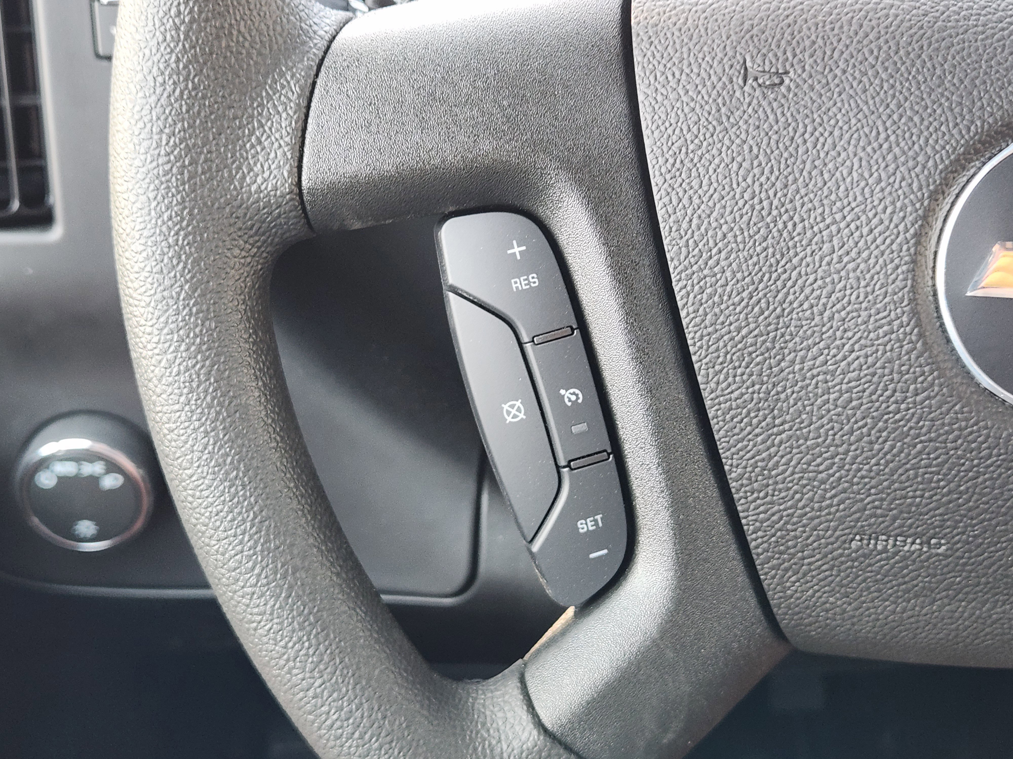 New 2025 Chevrolet Express 2500 Extended w/ Driver Convenience Package image 20