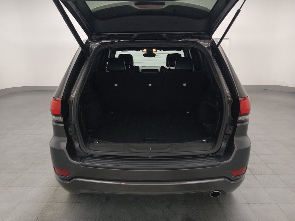 Used 2019 Jeep Grand Cherokee Altitude AWD/4WD image 29