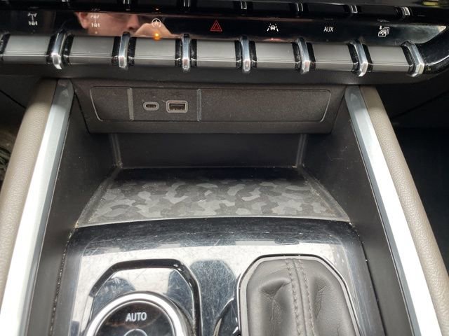 Used 2023 Chevrolet Colorado ZR2 image 15