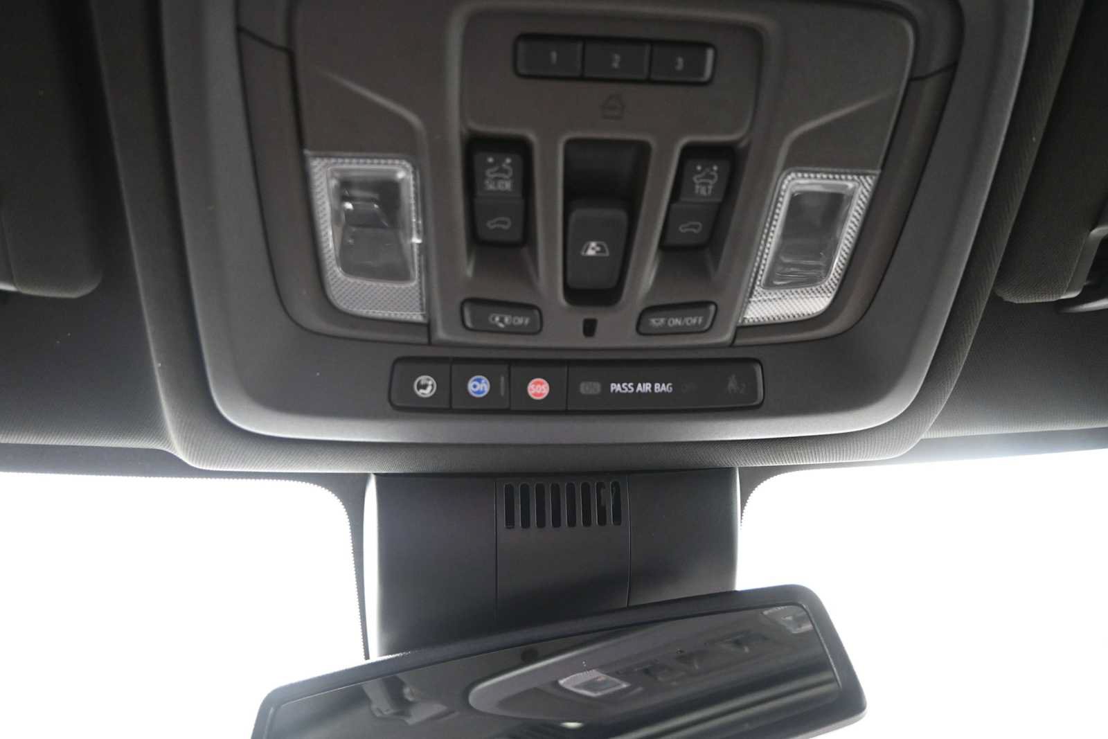 Used 2022 GMC Sierra 1500 Denali AWD/4WD image 18