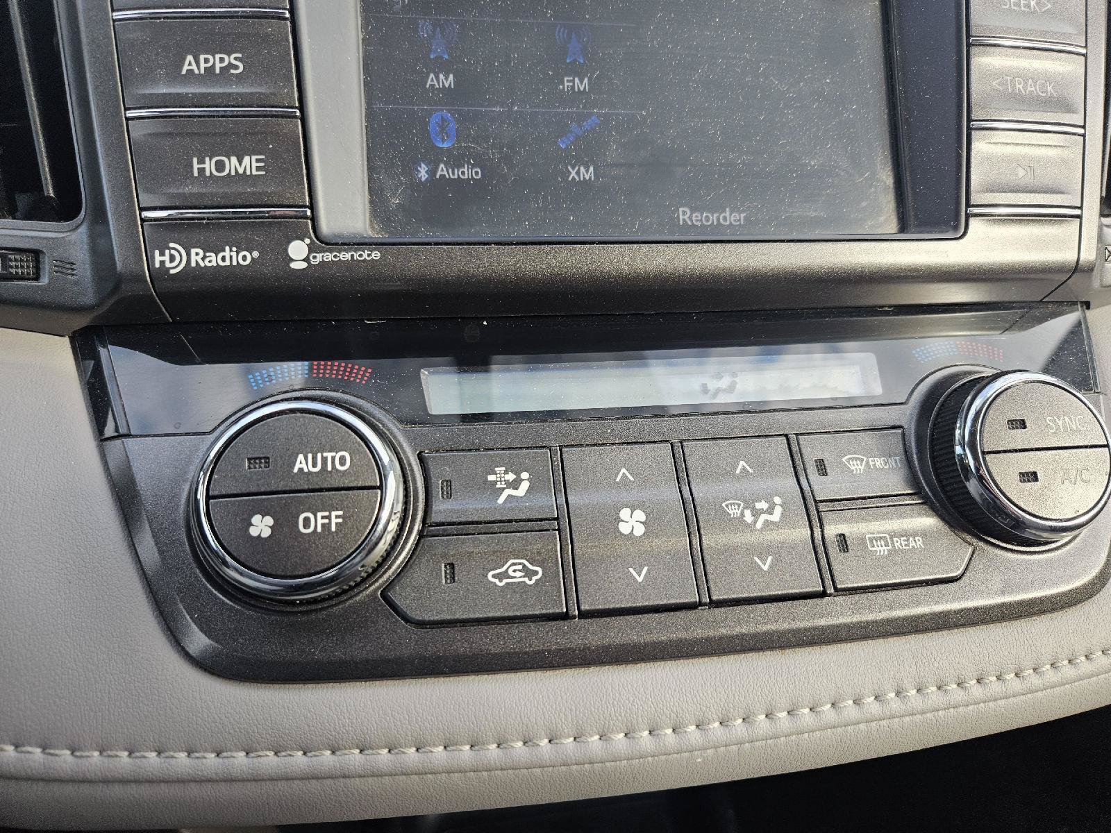 Used 2015 Toyota RAV4 XLE AWD/4WD image 13