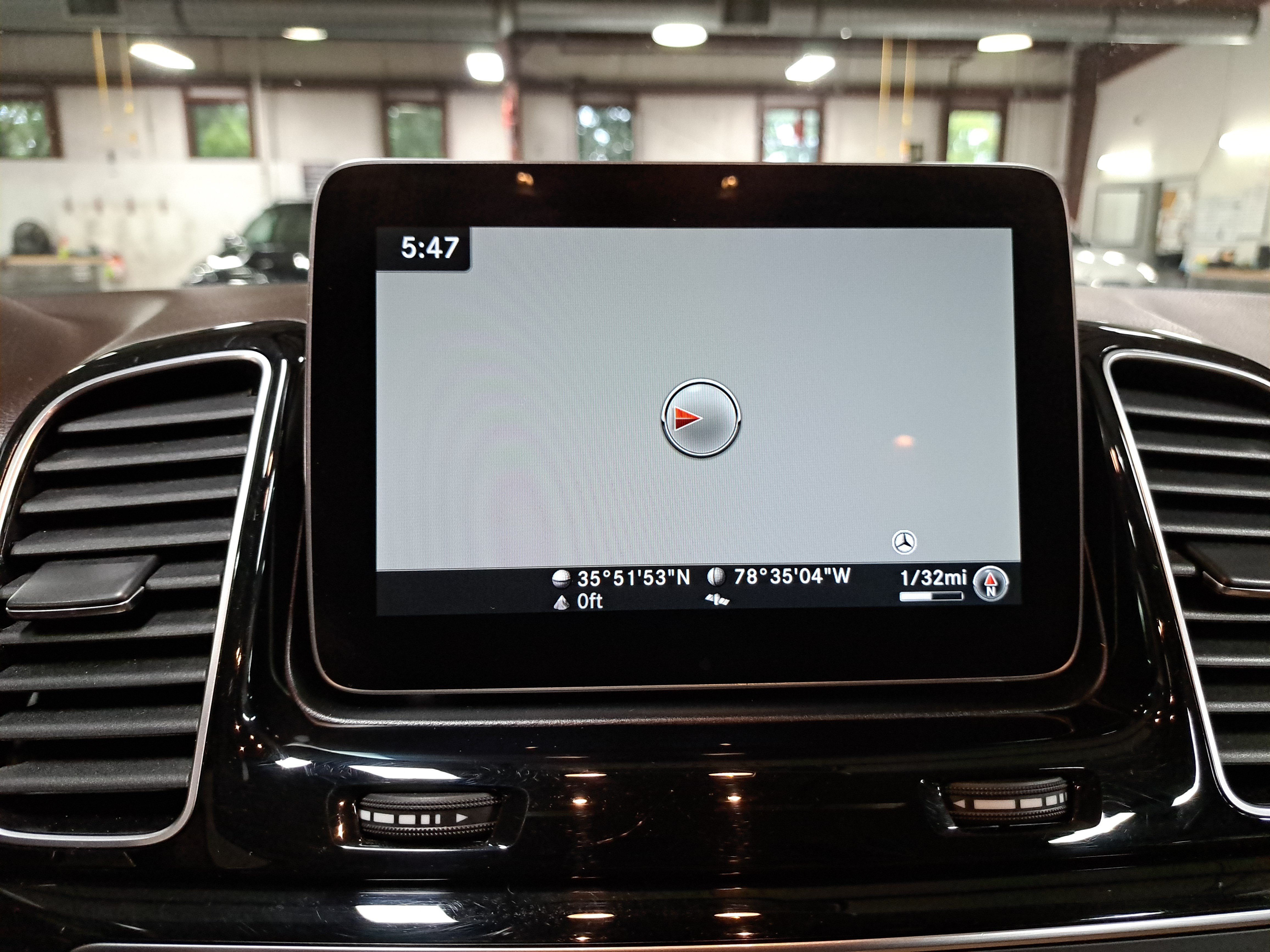 Used 2018 Mercedes-Benz GLE 350 4MATIC image 24