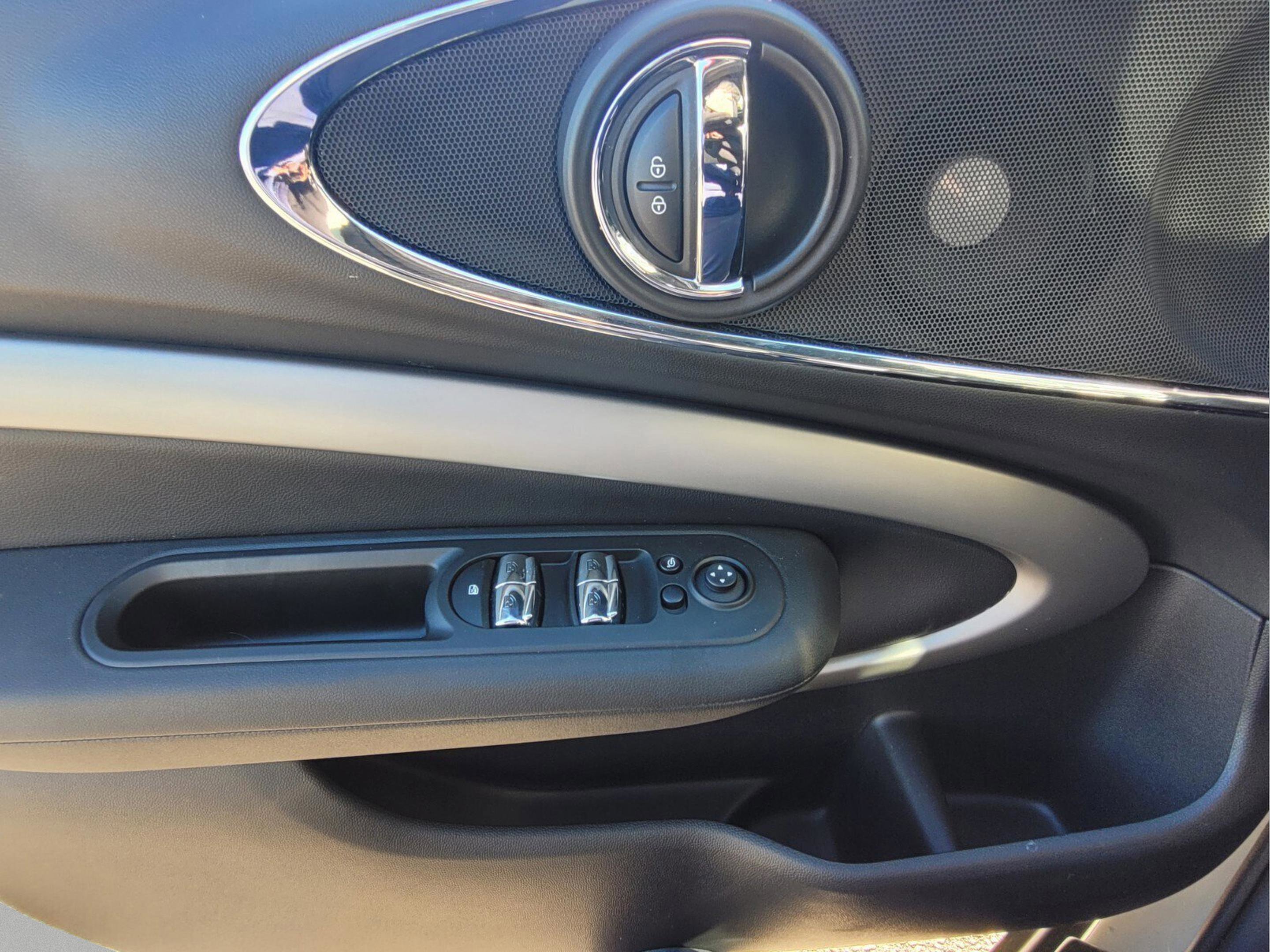 Used 2022 MINI Cooper Clubman John Cooper Works image 27