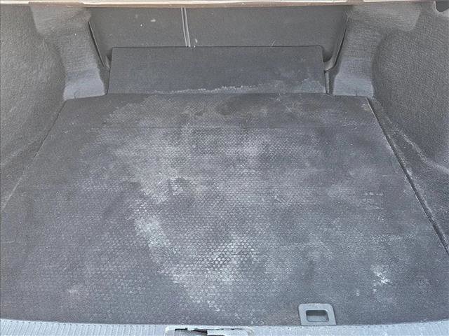 Used 2019 Toyota Camry LE image 6