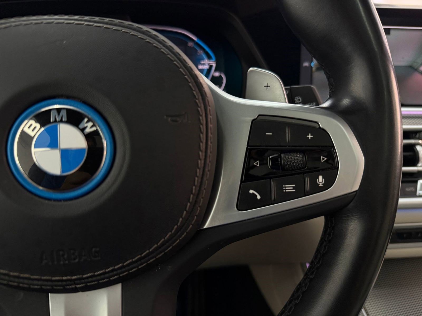 Used 2022 BMW X5 xDrive45e w/ M Sport Package AWD/4WD image 27