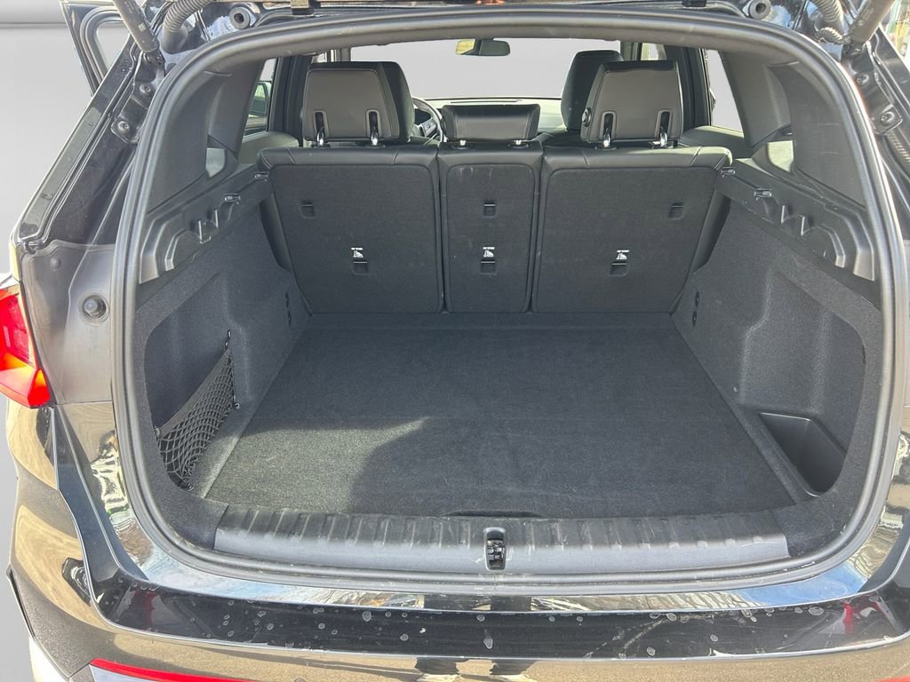 Used 2024 BMW X1 xDrive28i image 11