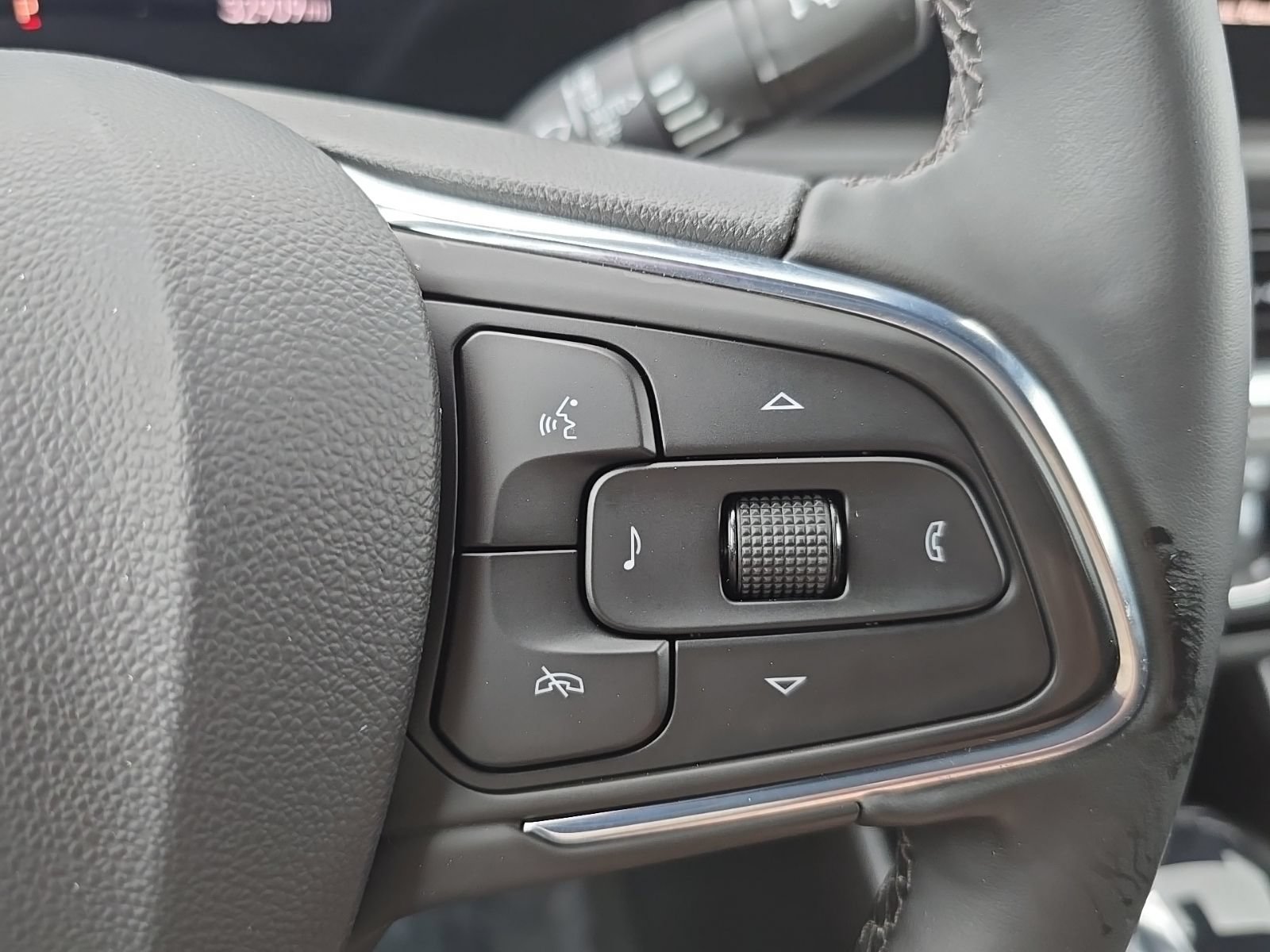 Used 2025 Buick Envista Sport Touring w/ Convenience I Package FWD image 22