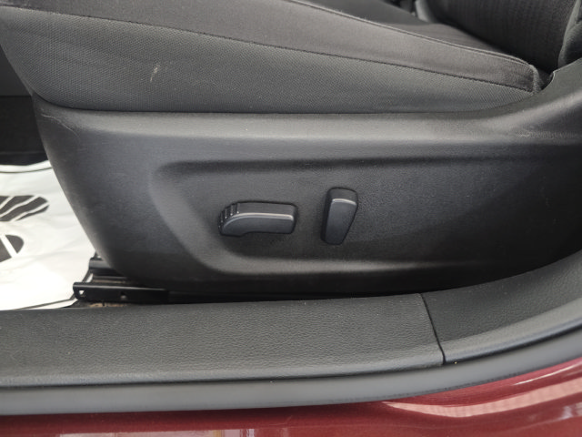 Used 2024 Nissan Altima 2.5 SV FWD image 13