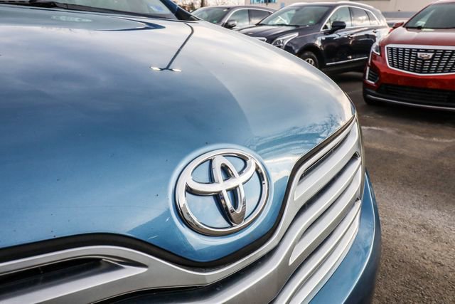 Used 2010 Toyota Venza AWD image 17