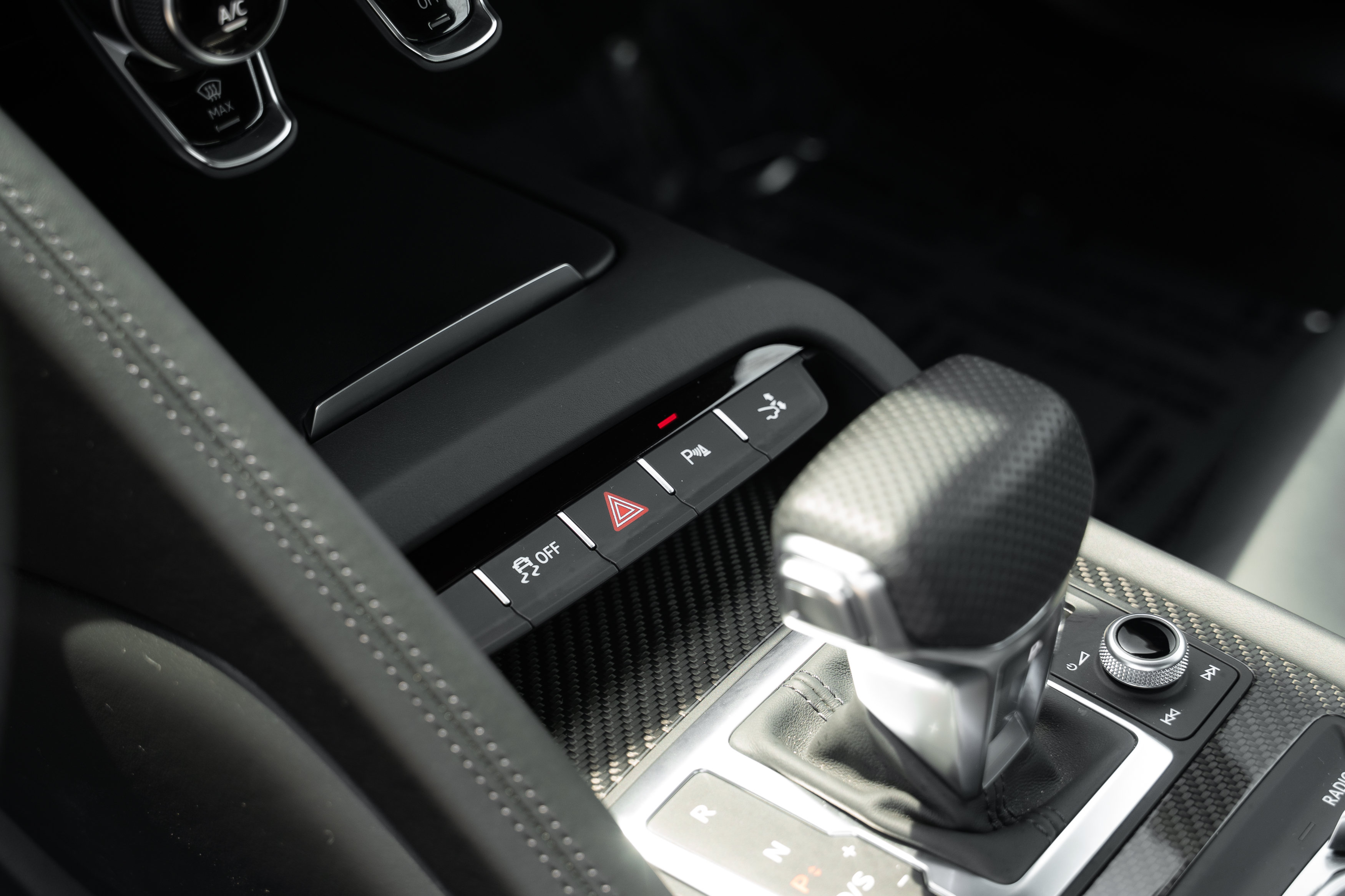 Certified 2023 Audi R8 V10 performance w/ Premium Package RWD image 21