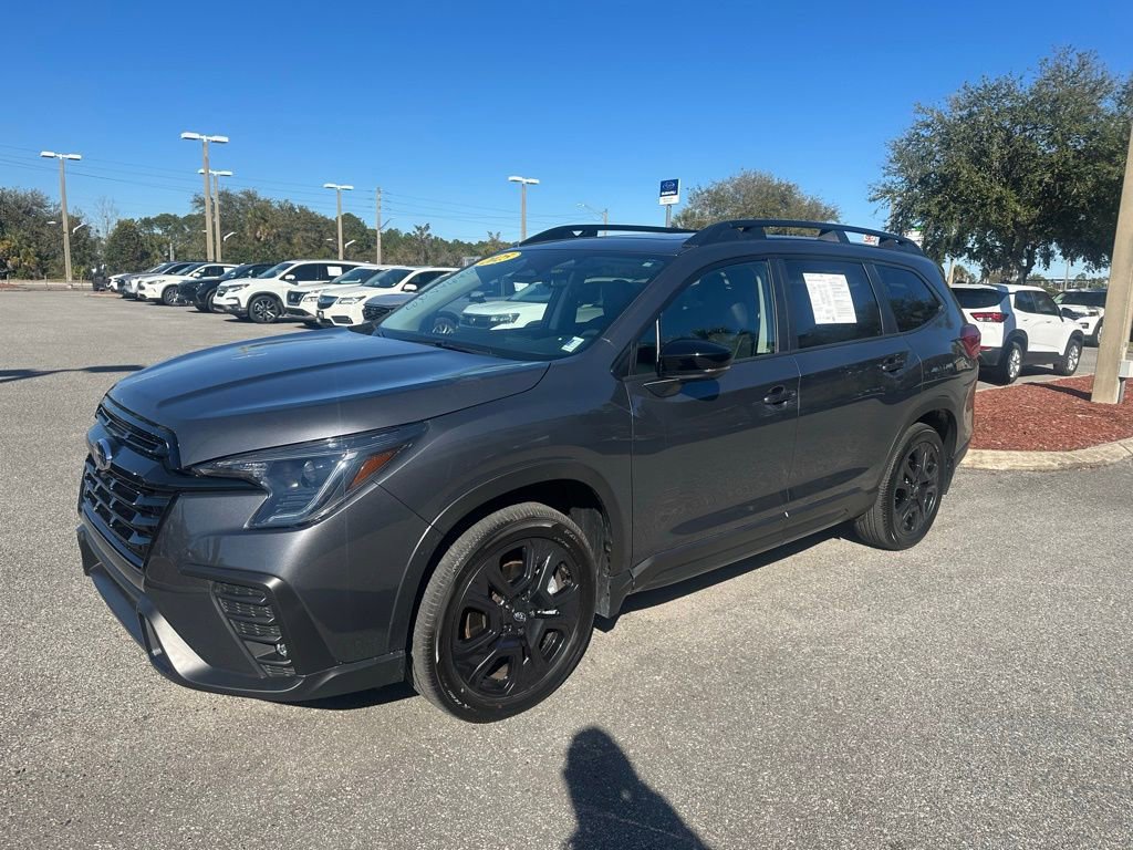 Used 2025 Subaru Ascent Bronze Edition image 12