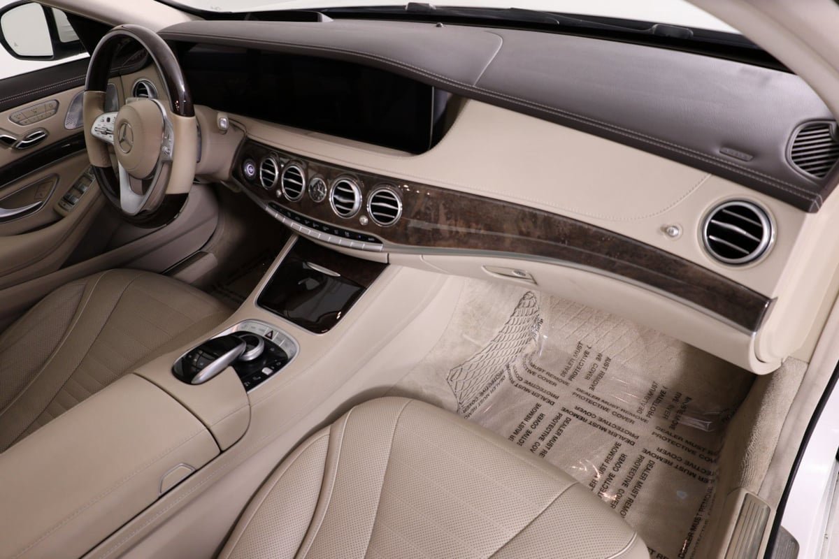 Used 2020 Mercedes-Benz S 560 4MATIC Sedan image 40