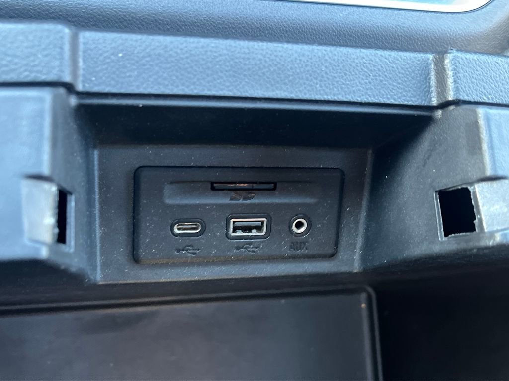 Used 2021 GMC Sierra 1500 AT4 w/ AT4 Premium Package image 27