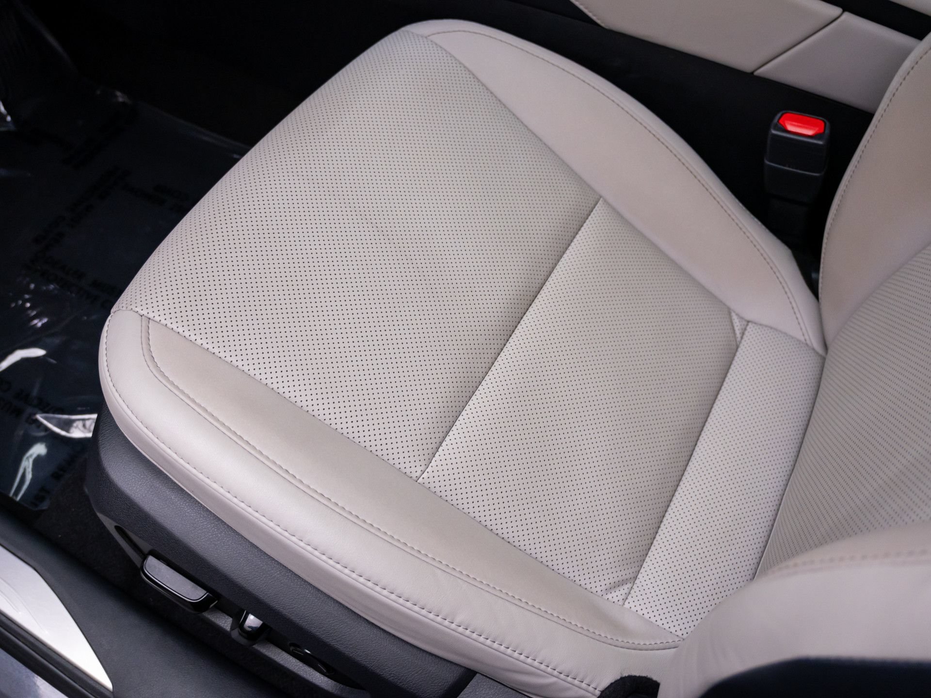 Used 2024 Lexus RX 350 Premium w/ Accessory Package (Z1) AWD/4WD image 14
