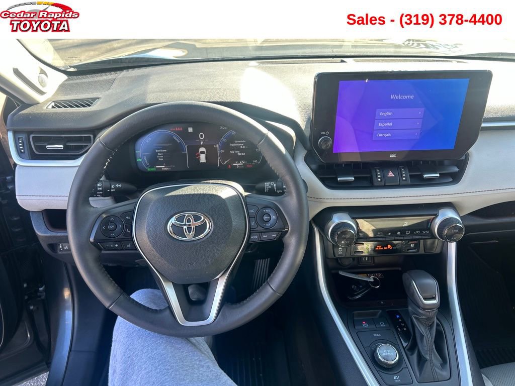 Used 2023 Toyota RAV4 Limited image 16