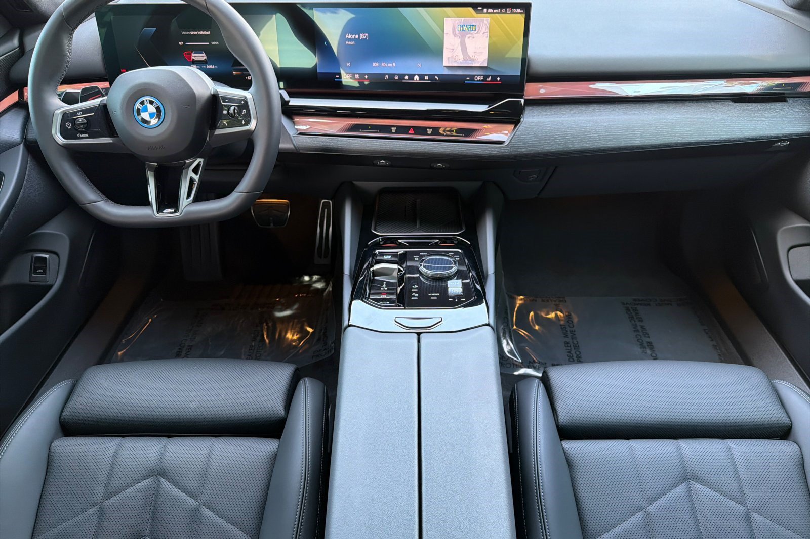 Used 2026 BMW i5 eDrive40 w/ M Sport Package AWD/4WD image 17