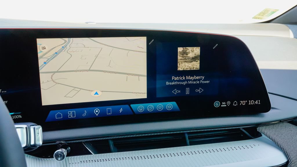 New 2026 Cadillac Optiq Sport 2 RWD image 17