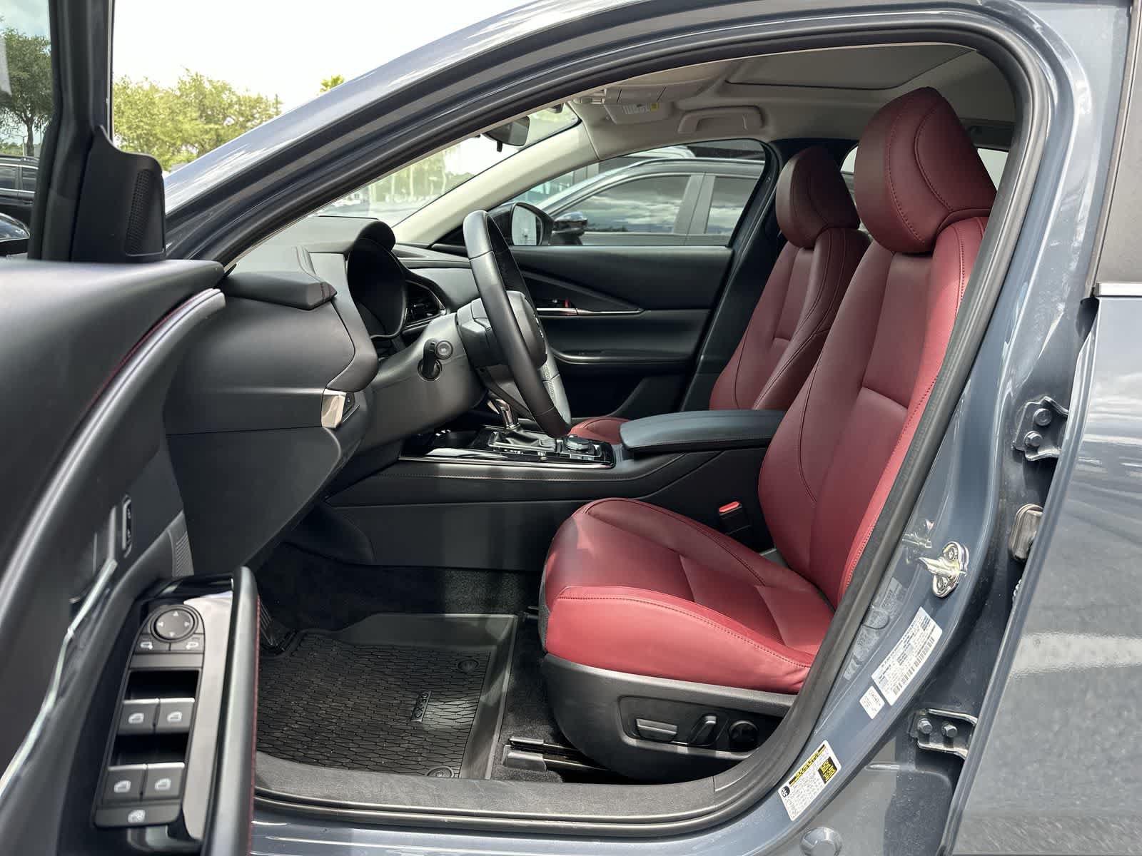 Used 2025 MAZDA CX-30 AWD 2.5 S w/ Preferred Package image 2