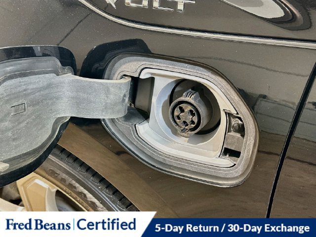Used 2017 Chevrolet Volt LT FWD image 8