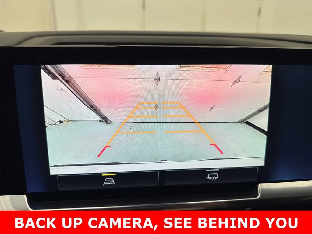 Used 2023 Chevrolet Silverado 1500 RST image 2