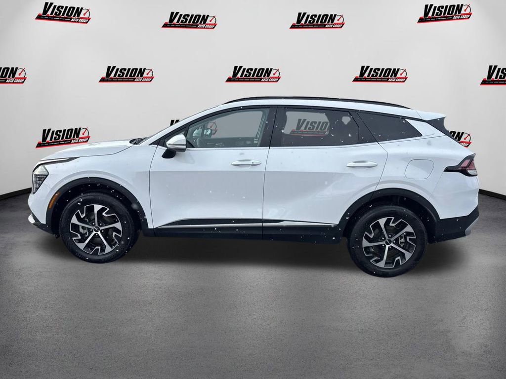 Used 2025 Kia Sportage EX w/ Premium Package image 8