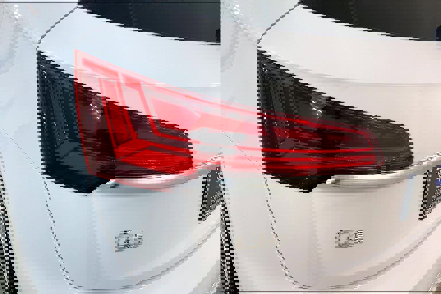 Used 2022 Audi Q5 e Premium Plus image 28